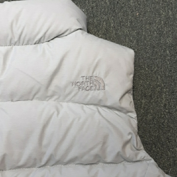 North Face 700 Down-Filled Vest - Picture 6 of 10